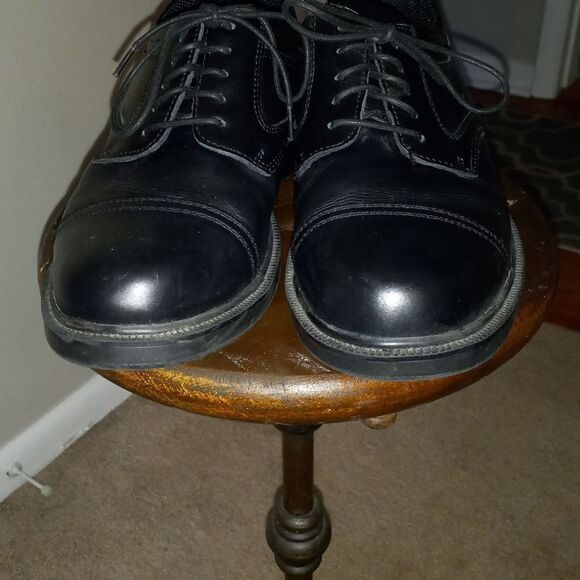 MEN'S BLACK LEATHER DEER STAGS LACE UP SHOES, SIZE 10.5 MEDIUM WIDTH - Picture 3 of 9